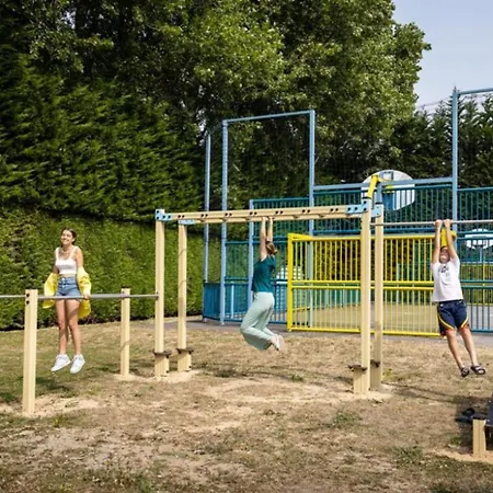 Parque de Campismo Mobil Confortable Avec Terrasse à - Api-1-52-887 *