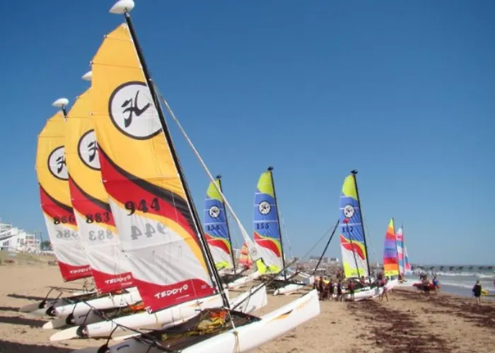 Camping Mobil Confortable Avec Terrasse à - Api-1-52-887 *